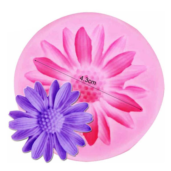M850-1 Small Daisy Candle Silicone Moulds